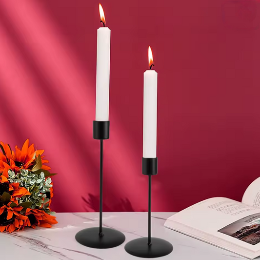 Svart Ljusstake i Metall – Minimalistisk Skandinavisk Design