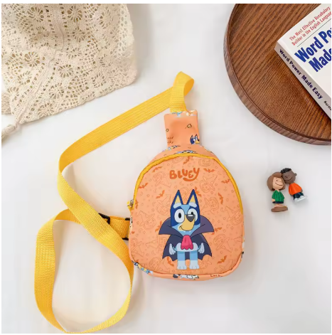 Bluey Mini – färgglad axelväska för barn