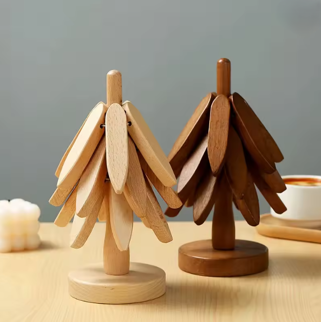 Trädformat grytunderlägg i bambu – 4-pack